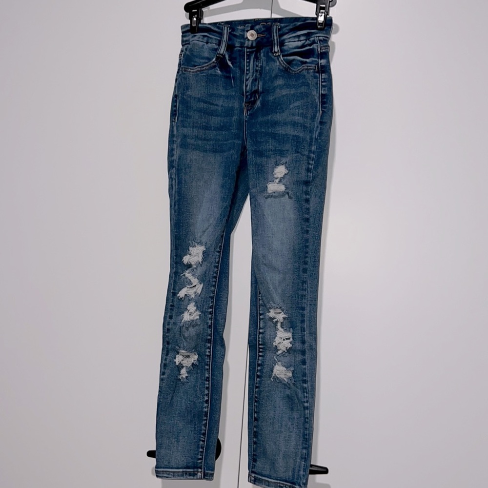 Ripped jeans